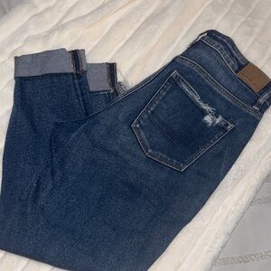 American Eagle Outfitters Distressed Blue mom Jeans